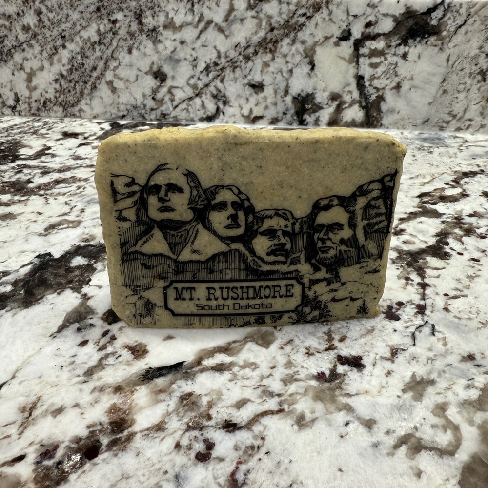 Mt. Rushmore Souvenir Stone